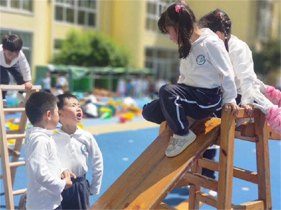 合肥市庐阳实验幼儿园教育集团红玺台总园:玩转安吉梯