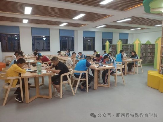 特教学校绘本馆盛大启幕 专题会议规划阅读新篇章