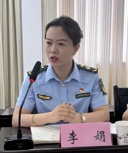 市文化市场综合行政执法支队综合科科长 李娟