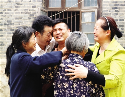 寻亲网发照片终于找回亲人