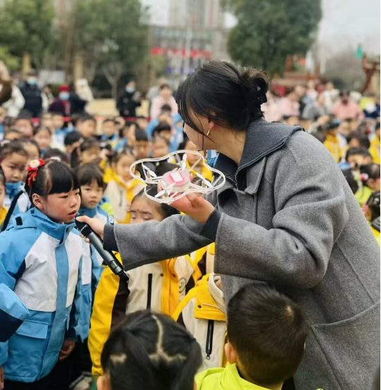 新款马自达MX-5宝马敞篷30万左右哪款更值得买