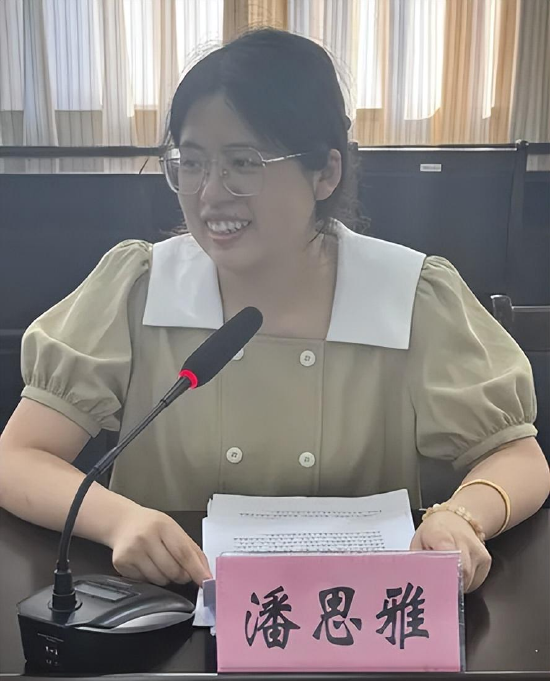 局产业发展科一级科员 潘思雅