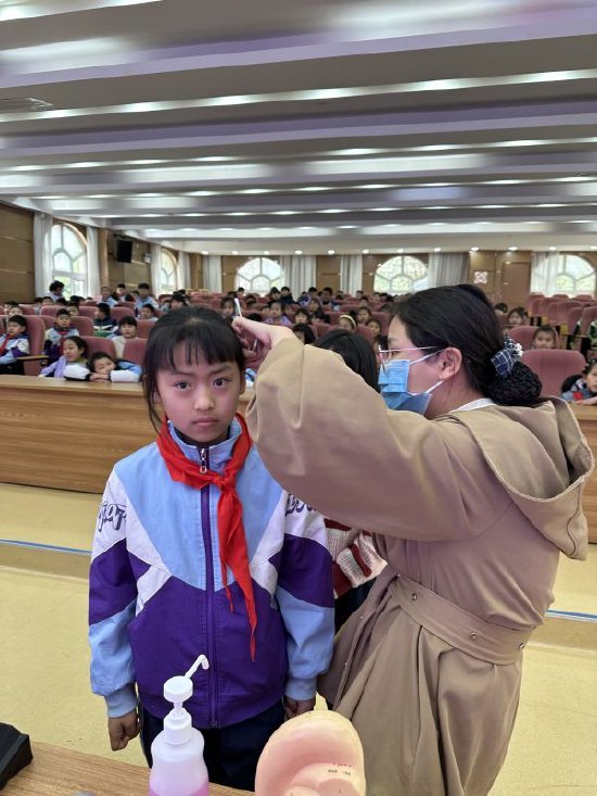 "睛"心呵护 点亮"瞳"真——合肥市红星路小学国际部举办爱眼护眼预防