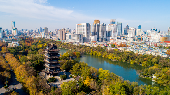 航拍下的包公园