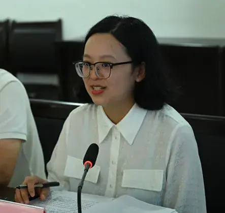 局新闻出版管理科副科长 姚驰