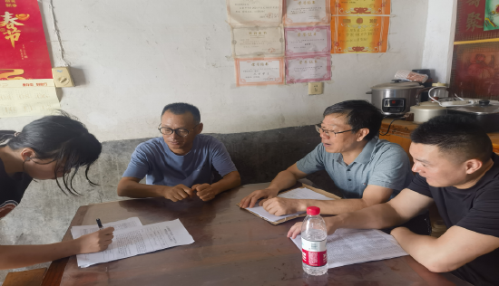 携手防溺水家访护成长庐江县白山镇初级中学党支部开展防溺水大家访