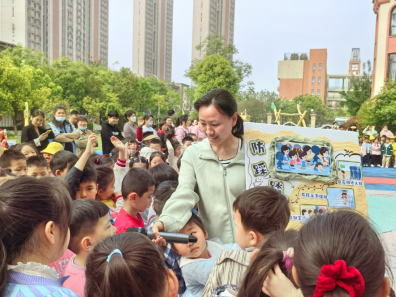 合肥市宿州路幼儿园教育集团湖畔分园预防踩踏守护安全