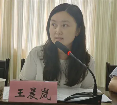 市文化市场综合行政执法支队 直属二大队四级主任科员 王晨岚