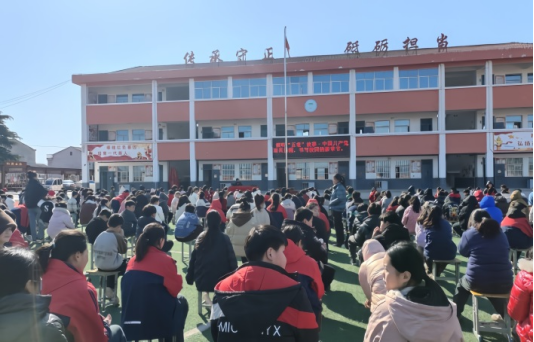 宿州市埇桥区曹村中心校开展关工委"五老"进校园系列活动