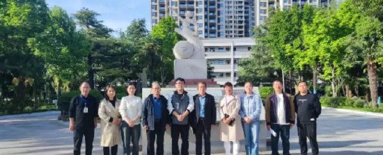 涡阳中学:春风迎客来 指导促提升