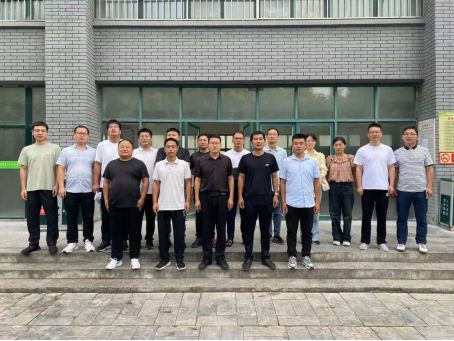 亳州市第十八中学:构建安全宿舍 倡导文明新风