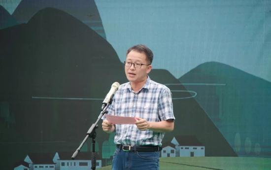 石台县委常委,副县长汪俊致辞