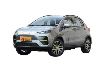 明明可以靠颜值却非要靠价格实力，吉利几何几何E全国5.88万起