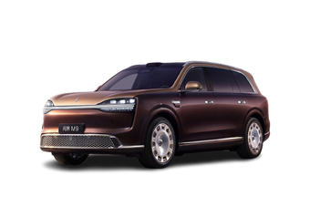 全系价格低至27.76万起，最大折扣9.0折，领克900问你敢答应吗？