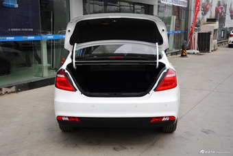 车型对对碰：新款名爵锐行 VS 新款吉利帝豪EV之外部配置