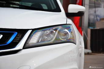 车型对对碰：新款名爵锐行 VS 新款吉利帝豪EV之外部配置