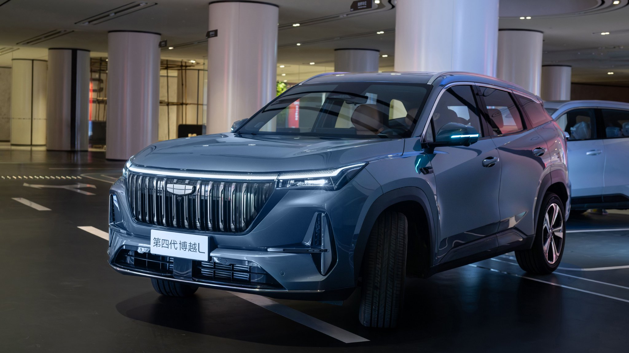 第四代博越L小蓝灯版上市限时价11.99万元