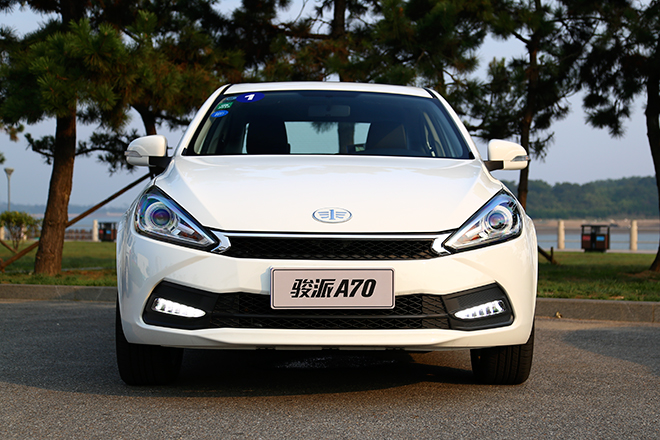 体验试驾骏派a70