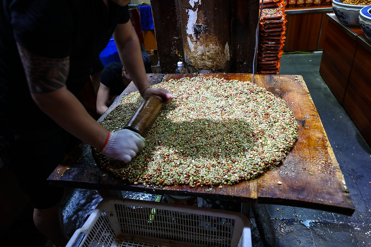 重庆车展游记：美女面前不要鸳鸯锅