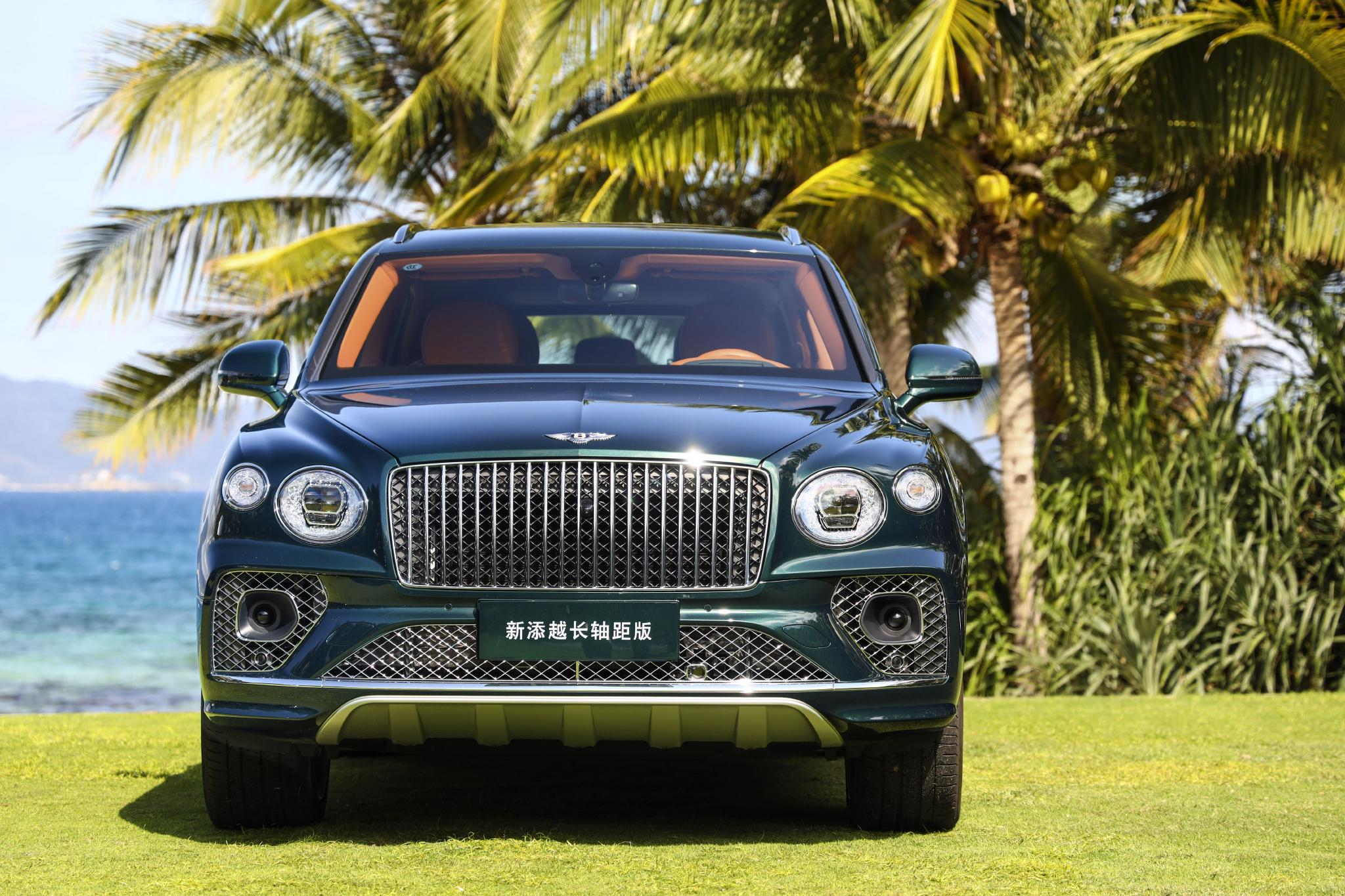 豪華與運動兼得 試駕賓利新添越長軸距版