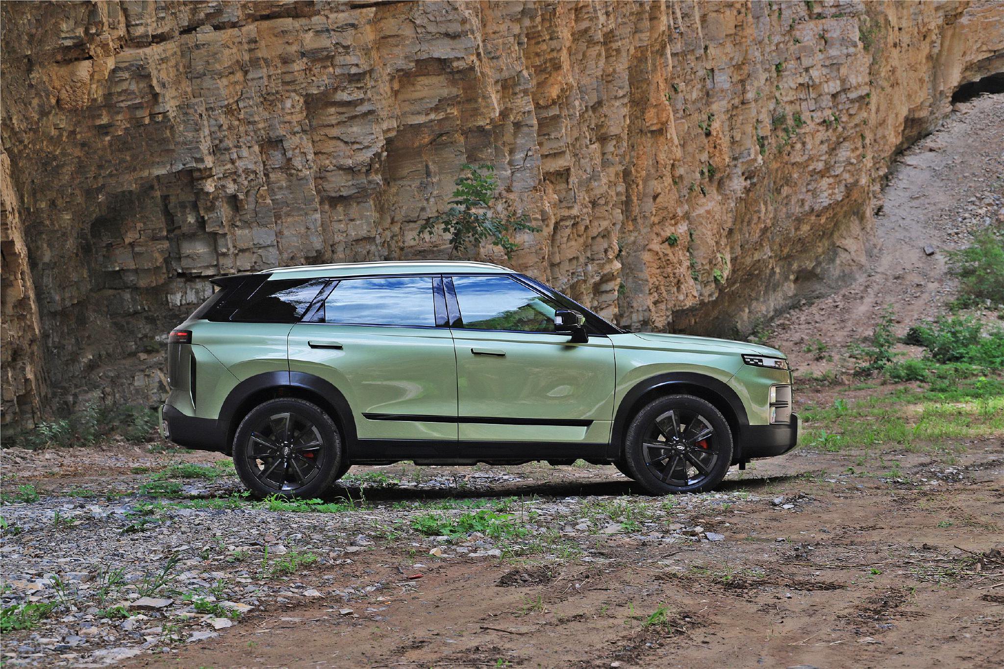 奇瑞探索06正式上市 售价11.69-13.99万元