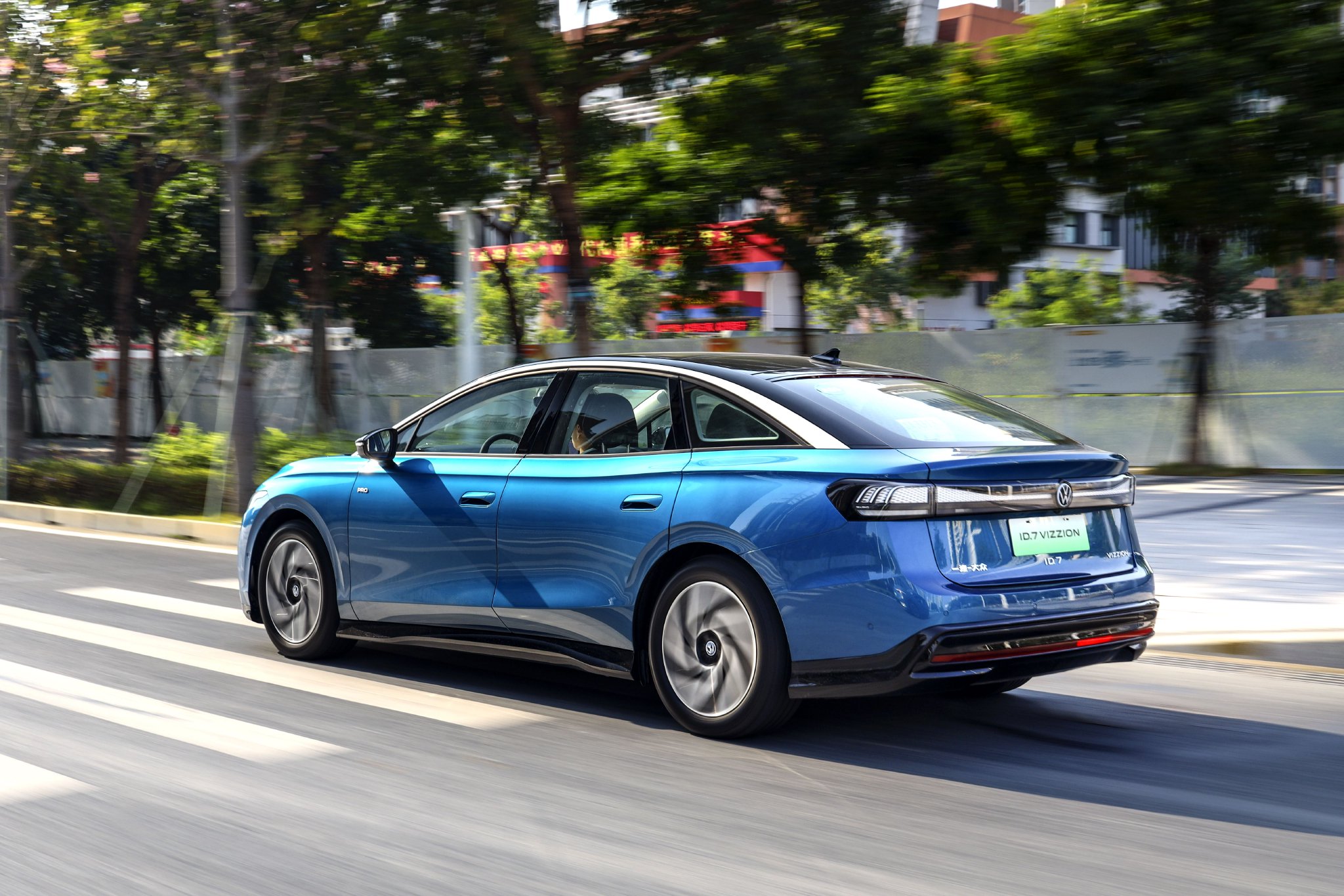 最懂大众的纯电旗舰 试驾一汽-大众ID.7 VIZZION