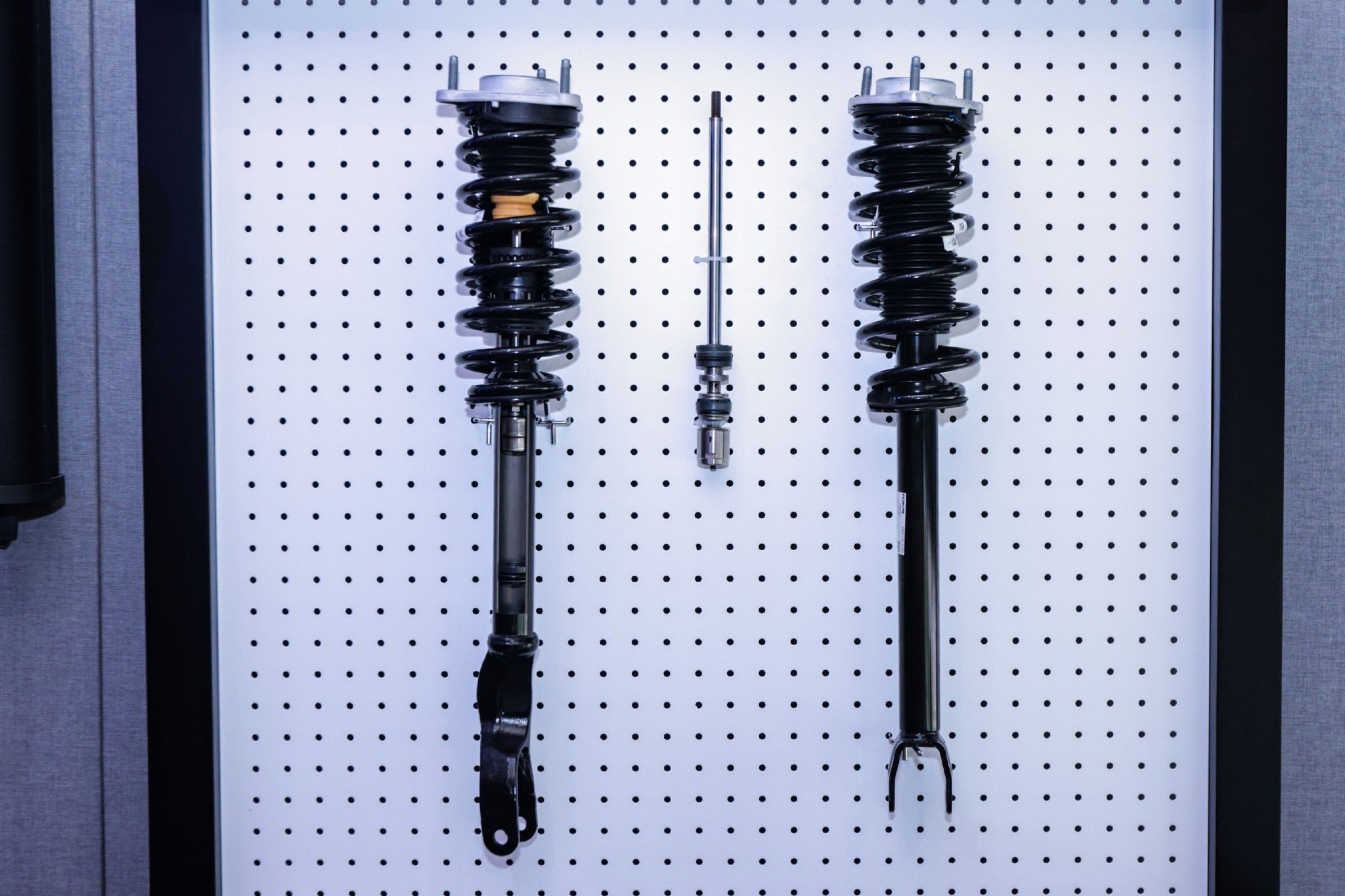 豪华还得是奔驰 体验“奔驰标准”科技日