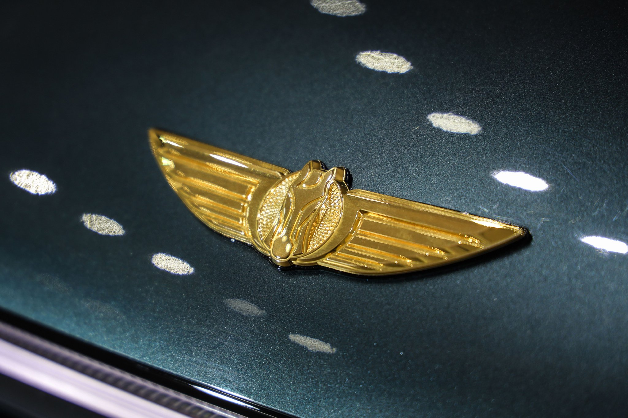 吉利银河V900开启预售 31.98万起