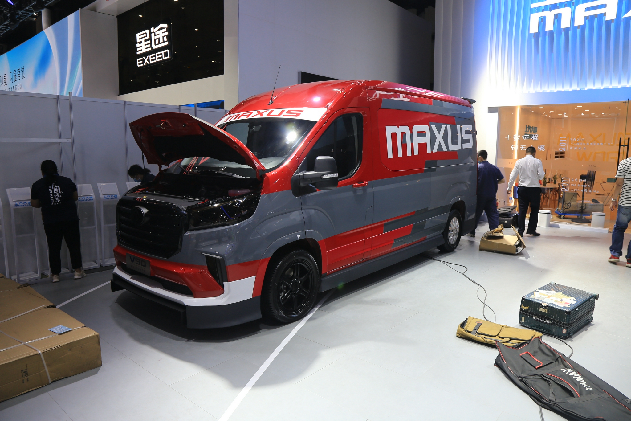 上汽大通MAXUS V90 杜卡迪服务车概念版