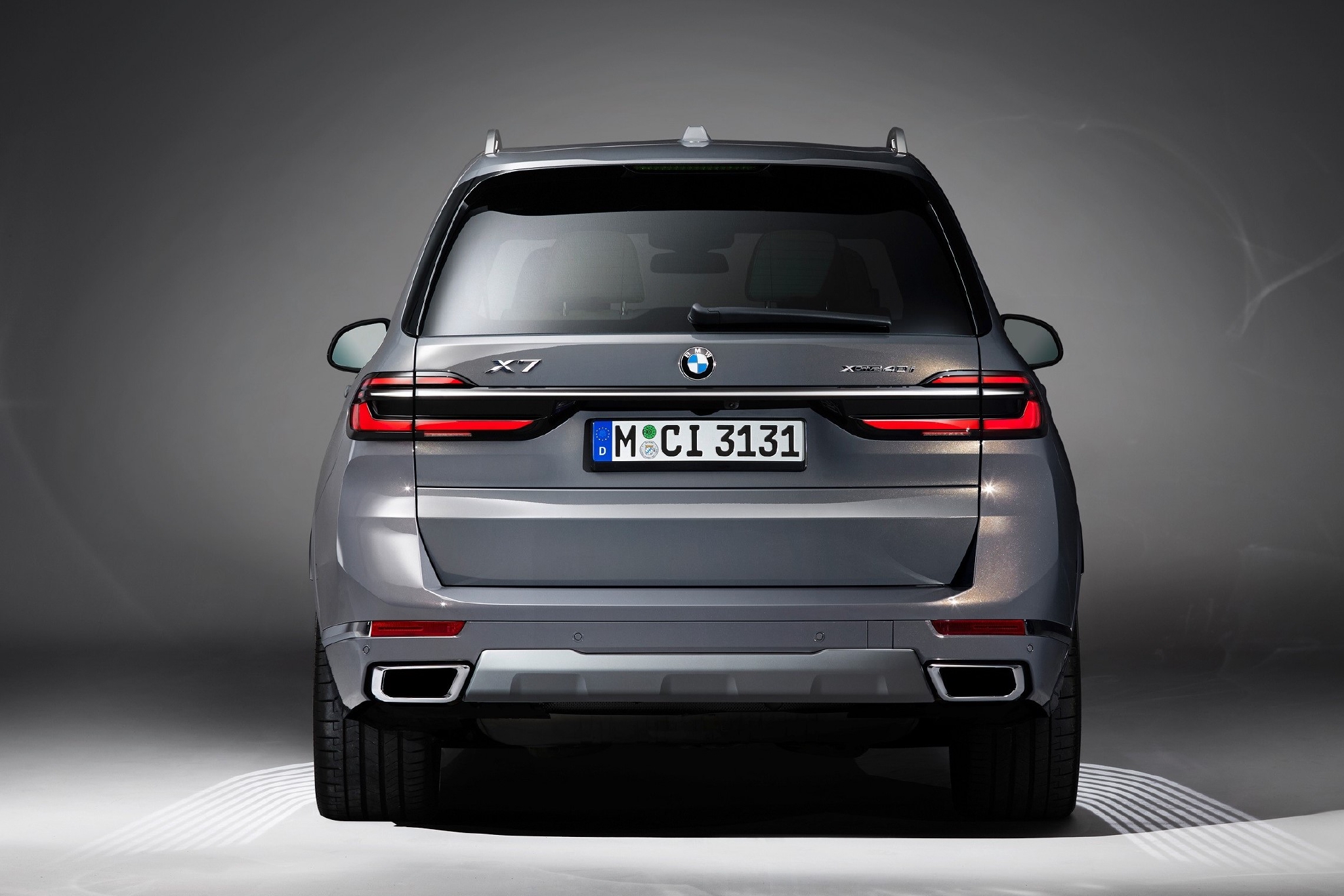 外观内饰变化最大 新BMW X7正式发布