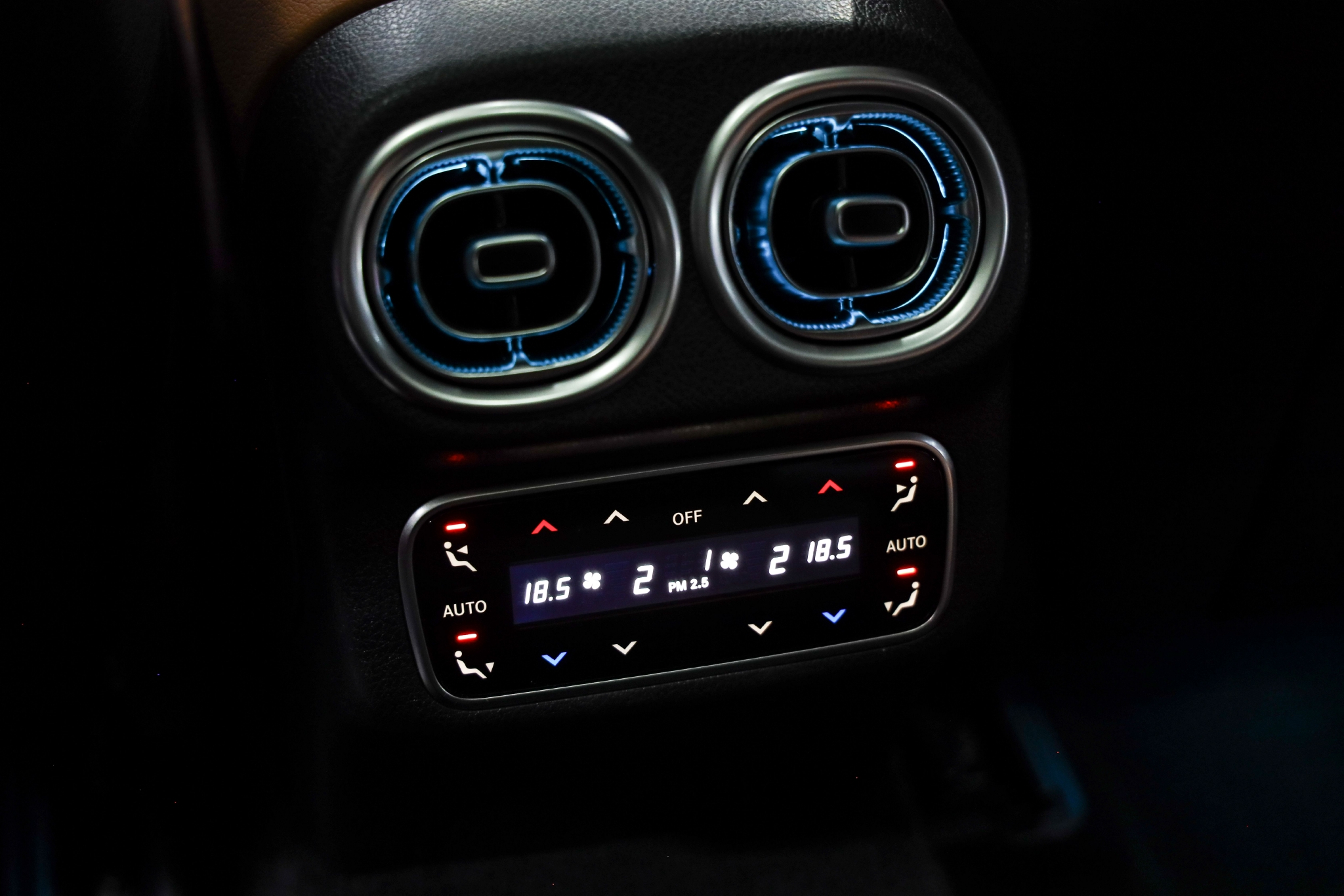 后排空调出风口