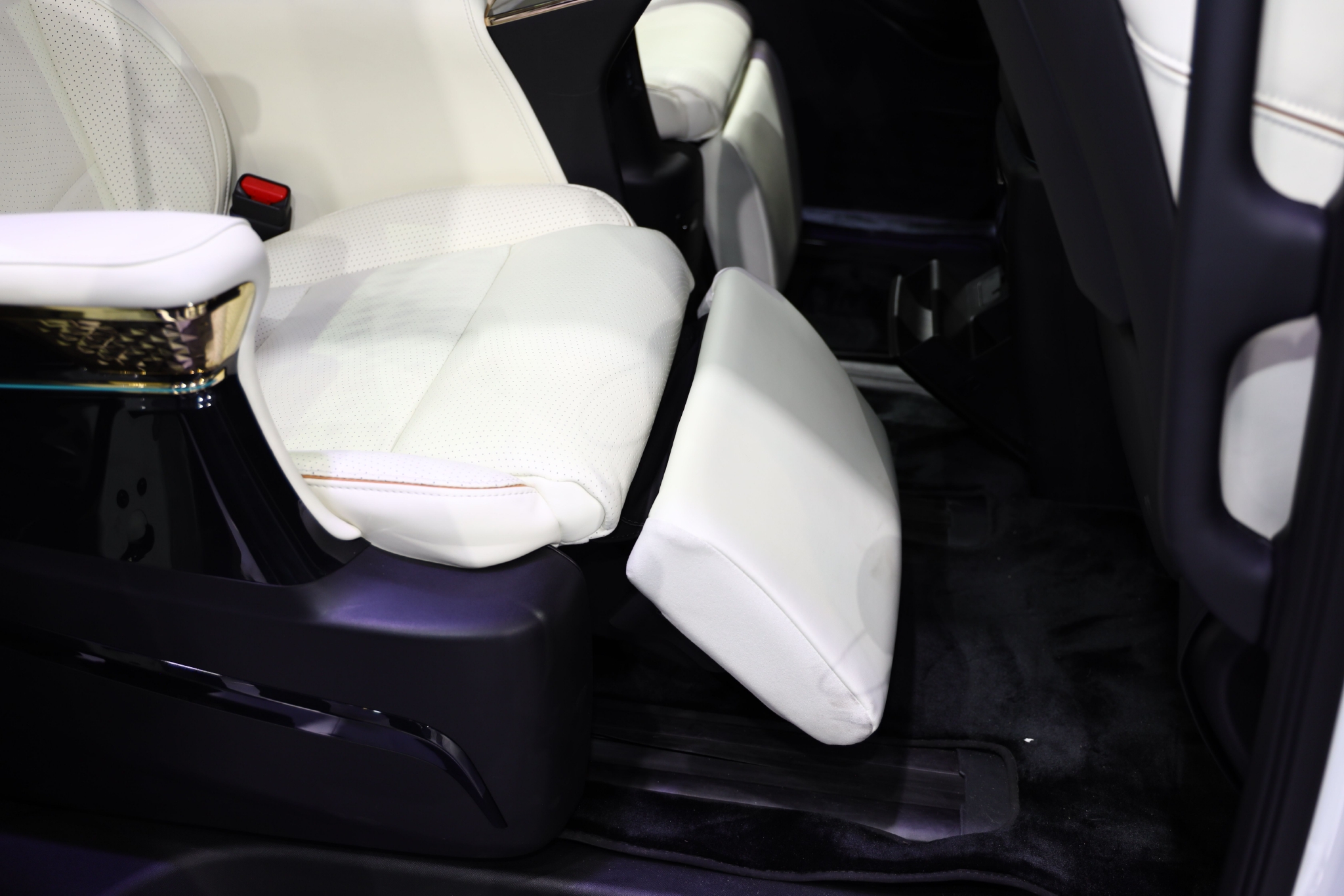 2023上海车展：静态体验传祺E9插电混动MPV