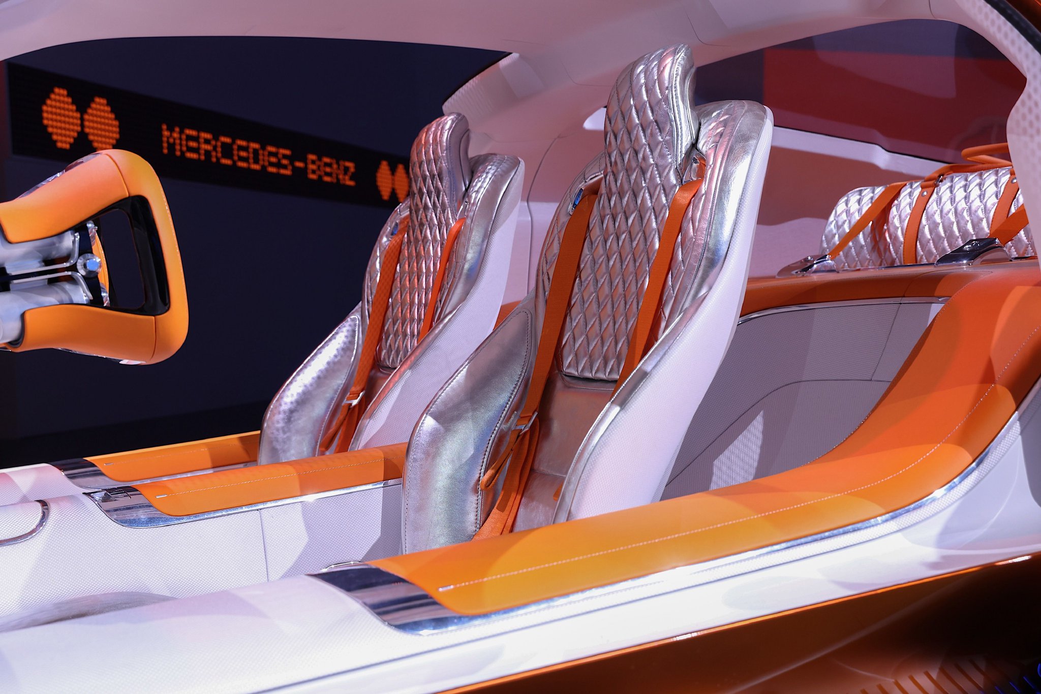 2023广州车展：奔驰Vision One-Eleven概念车首登中国