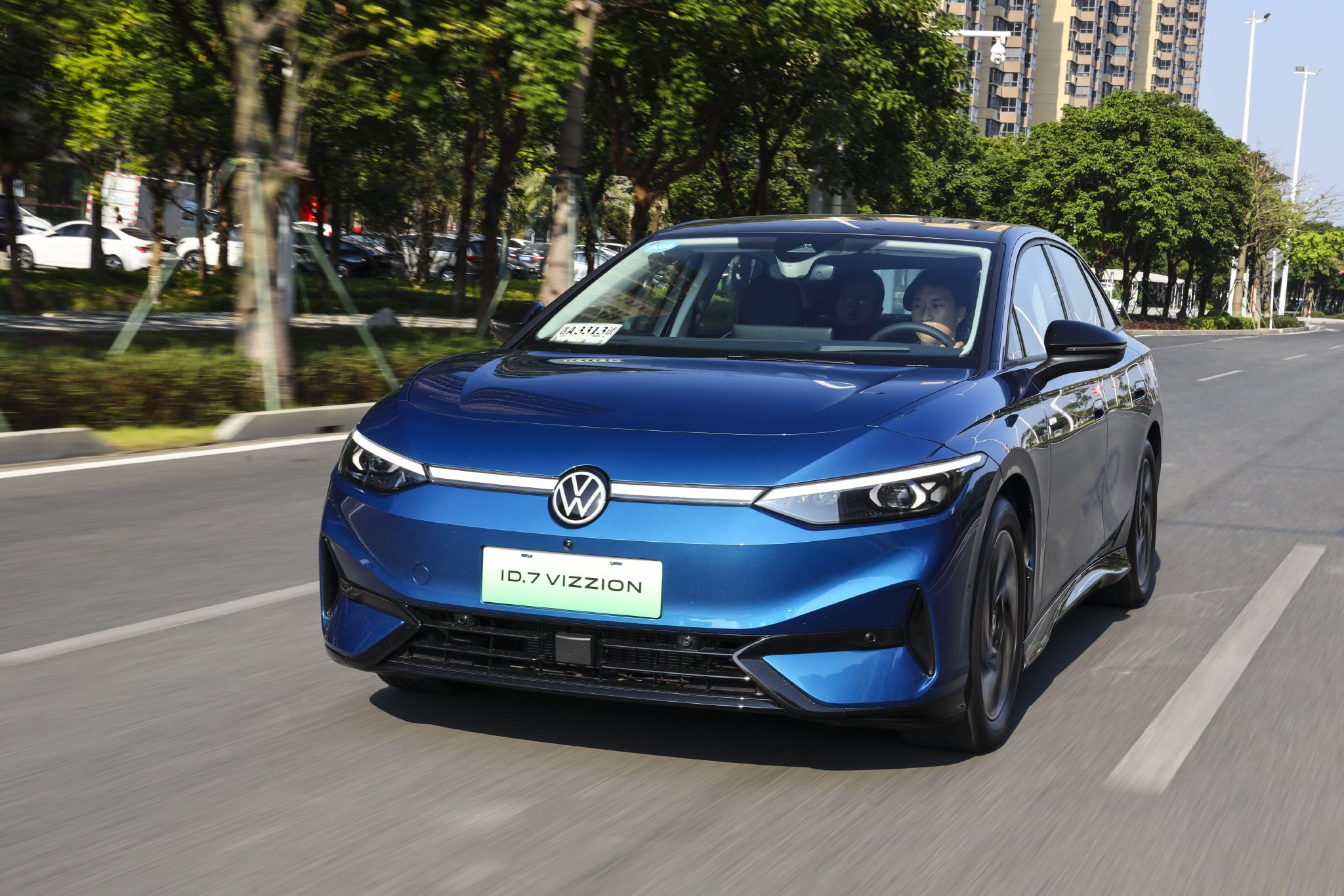 最懂大众的纯电旗舰 试驾一汽-大众id.7 vizzion