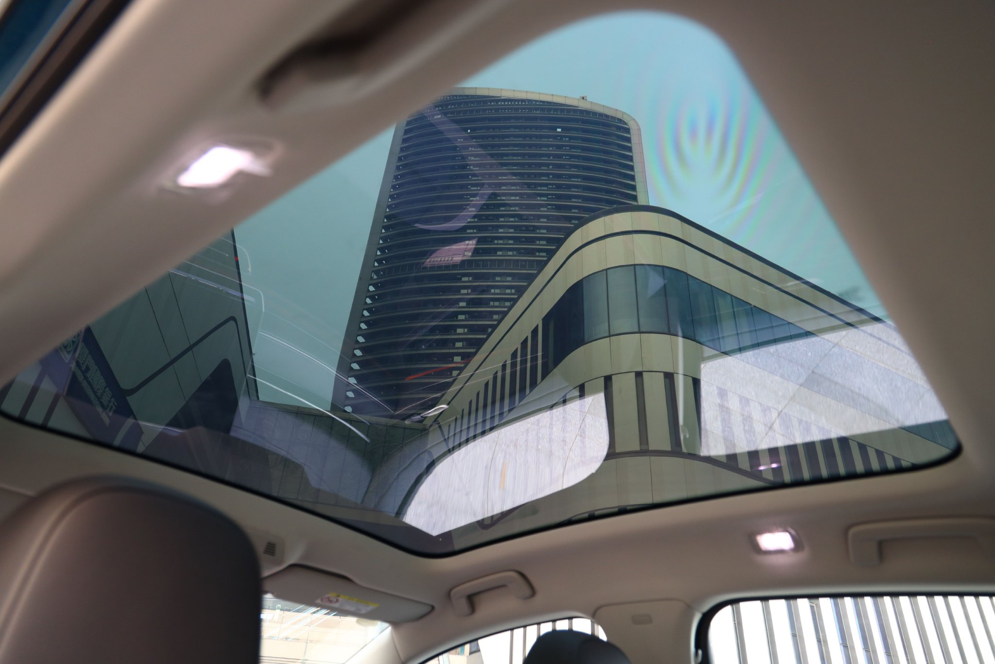 SkyView智能光感天幕