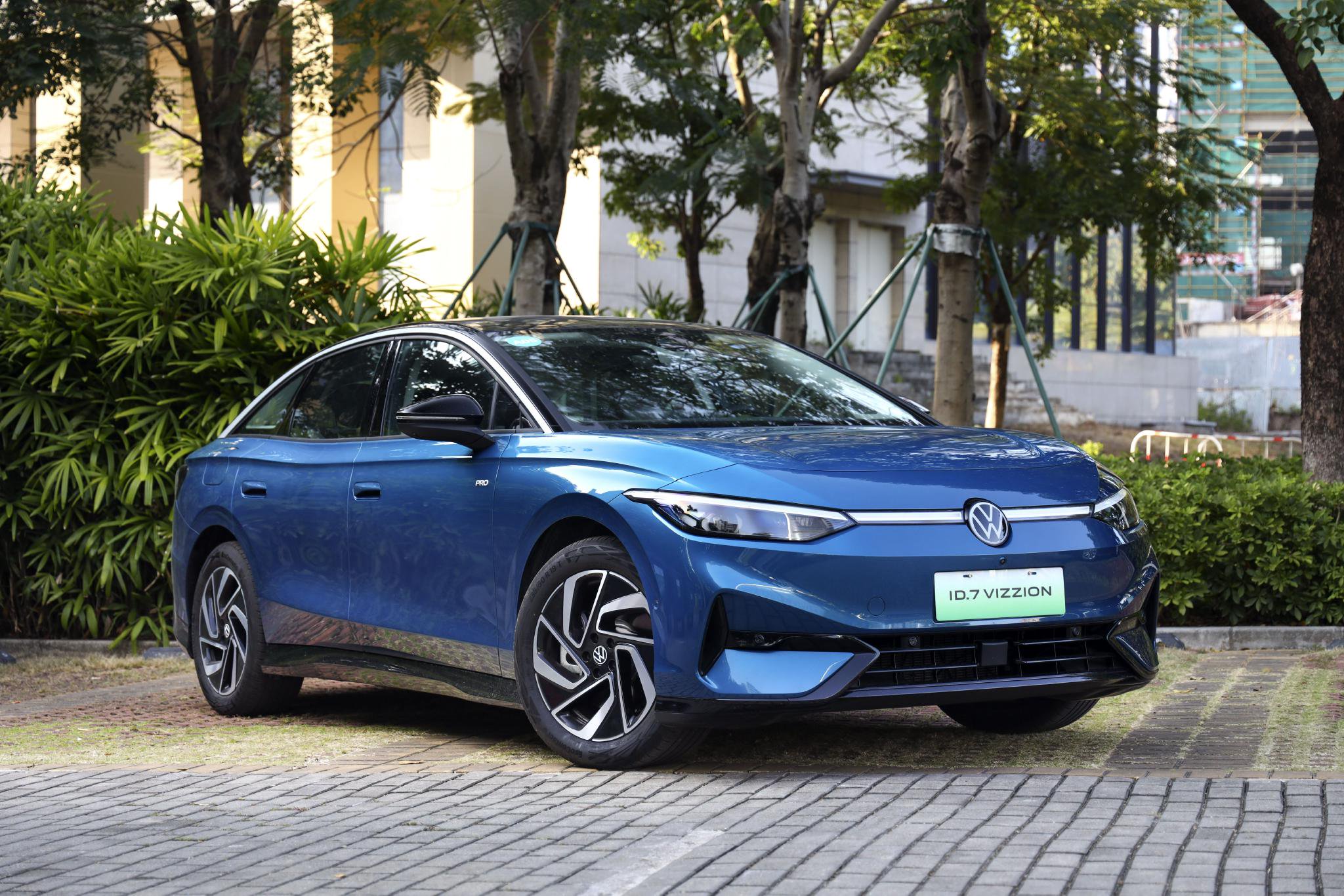 最懂大众的纯电旗舰 试驾一汽-大众ID.7 VIZZION