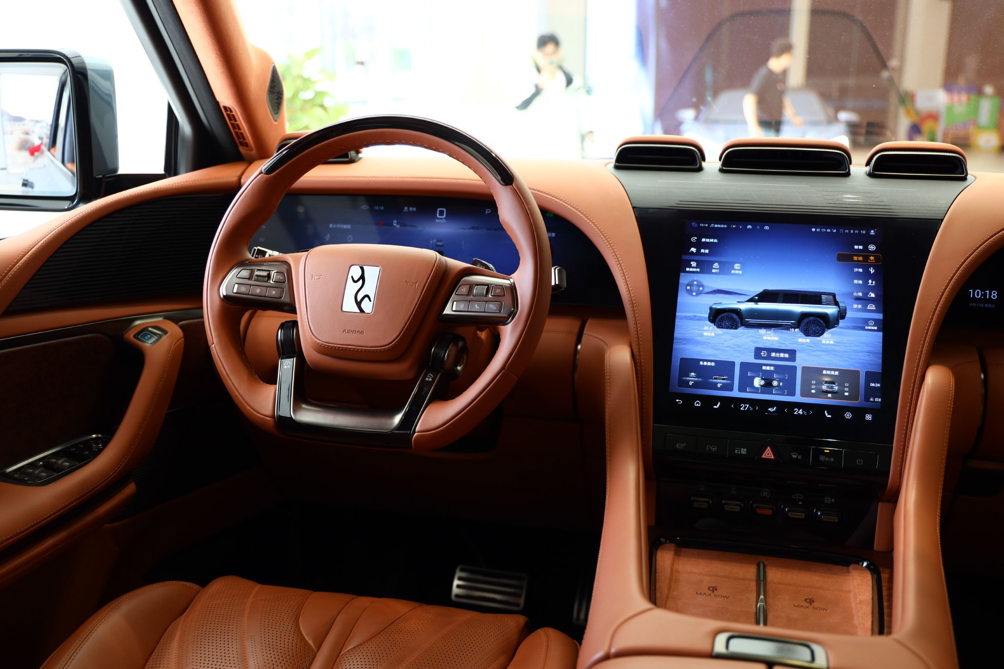 图腾般的存在 静态体验仰望U9超跑