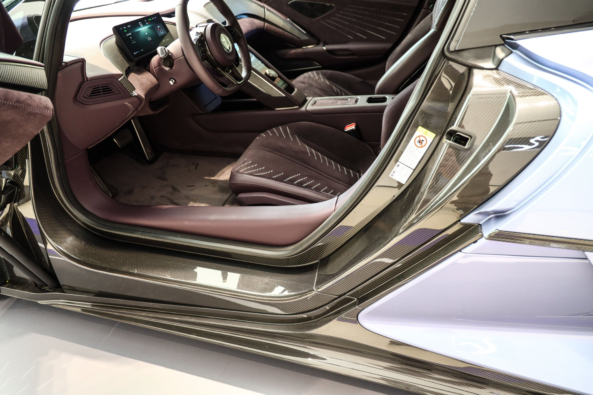 图腾般的存在 静态体验仰望U9超跑