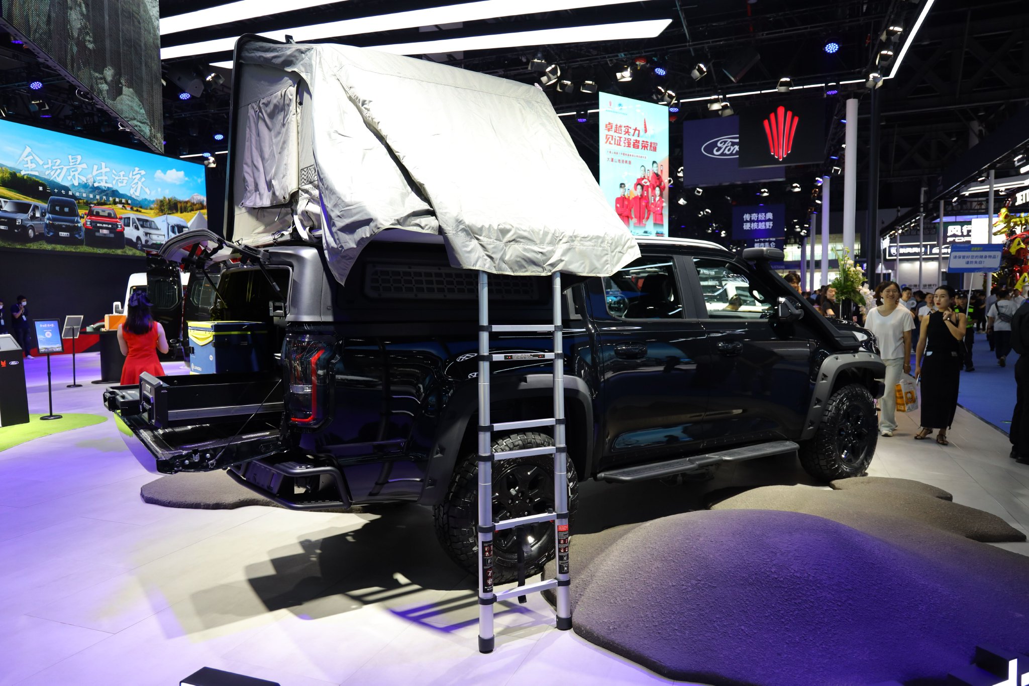 2024成都车展：江铃大道山地版上市 售价13.38万起