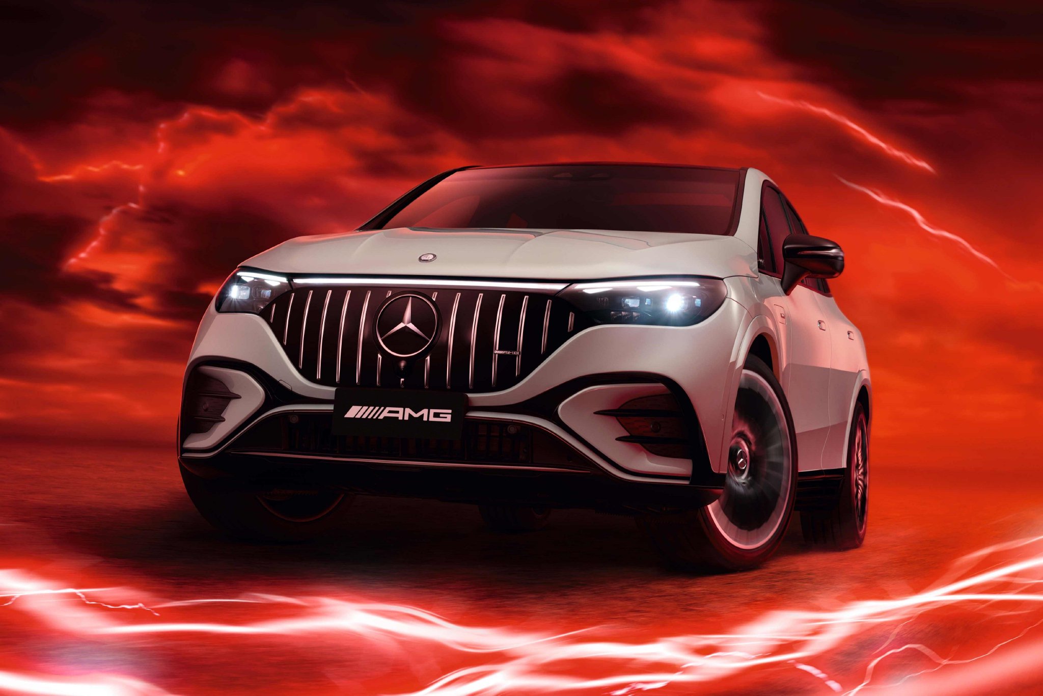 2024成都车展:梅赛德斯-AMG EQE 53 4MATIC+纯电SUV上市