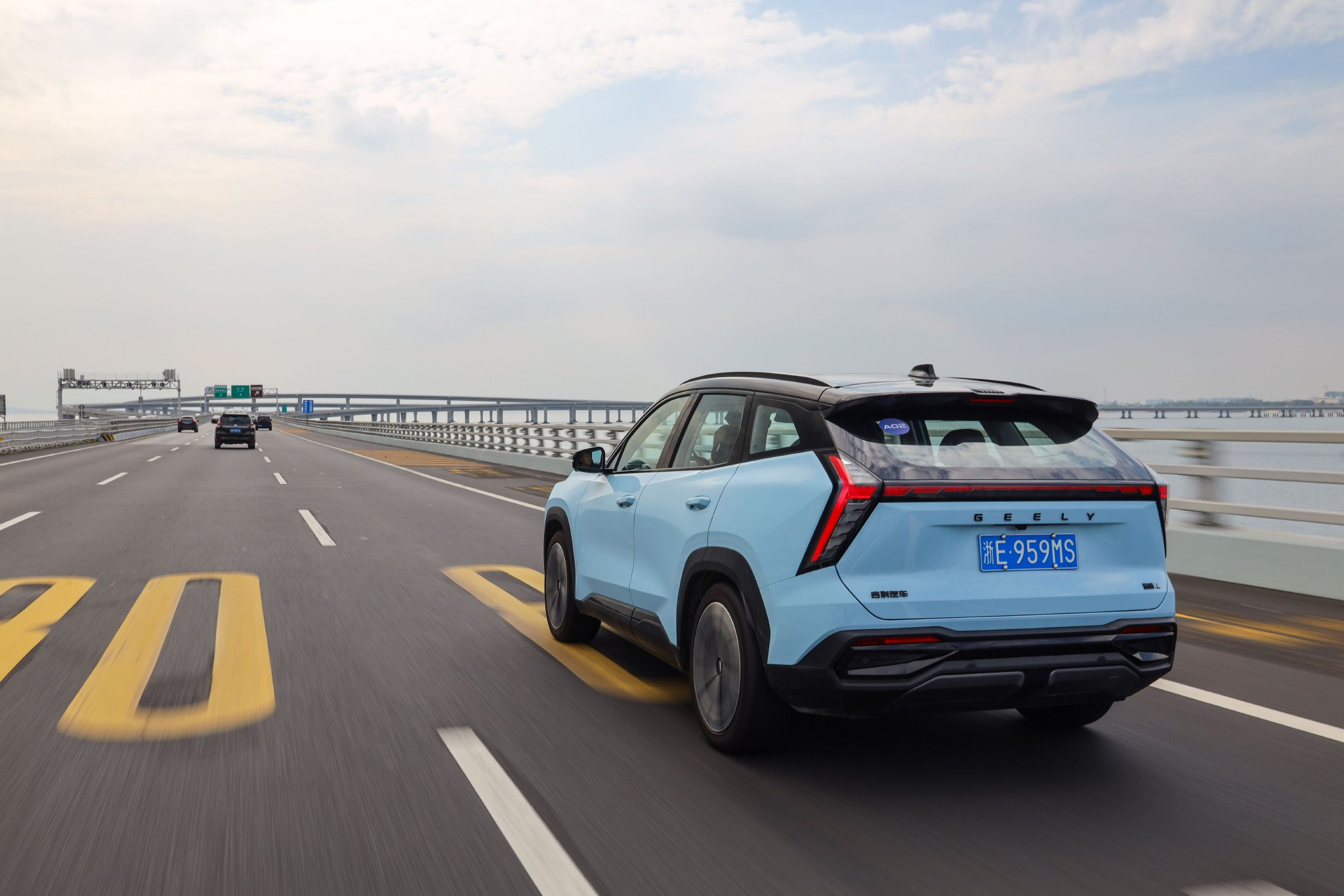 油车也能很聪明 体验吉利新博越L高阶智驾