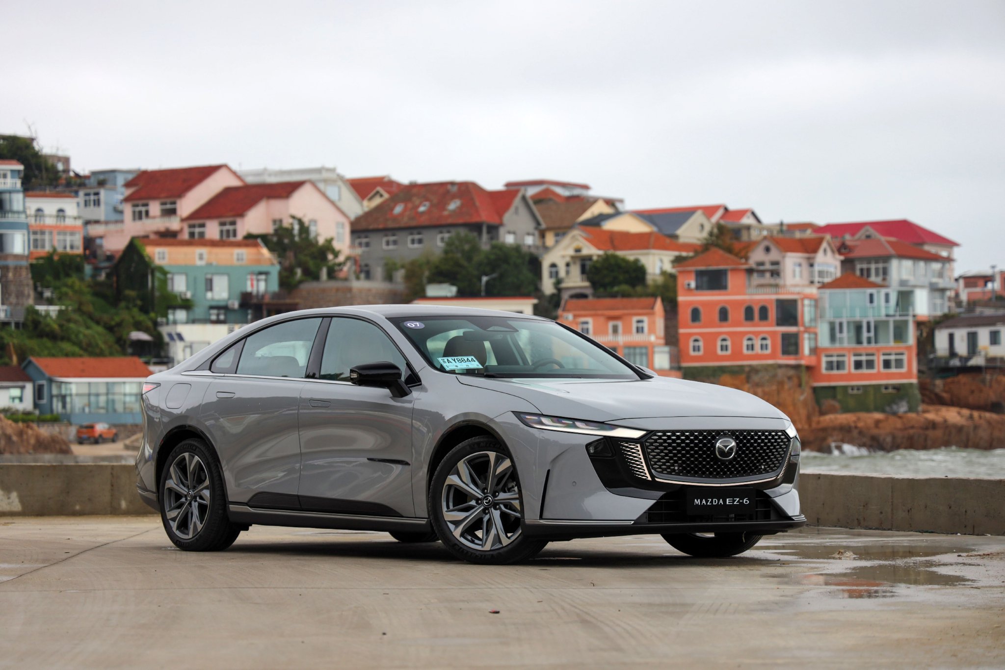 长安马自达EZ-6上市 售价13.98-17.98万元