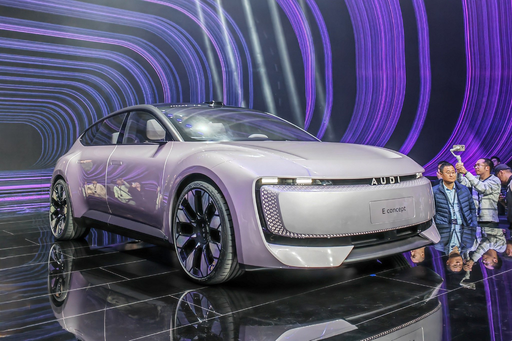 µϷƷAUDI ׿ E concept