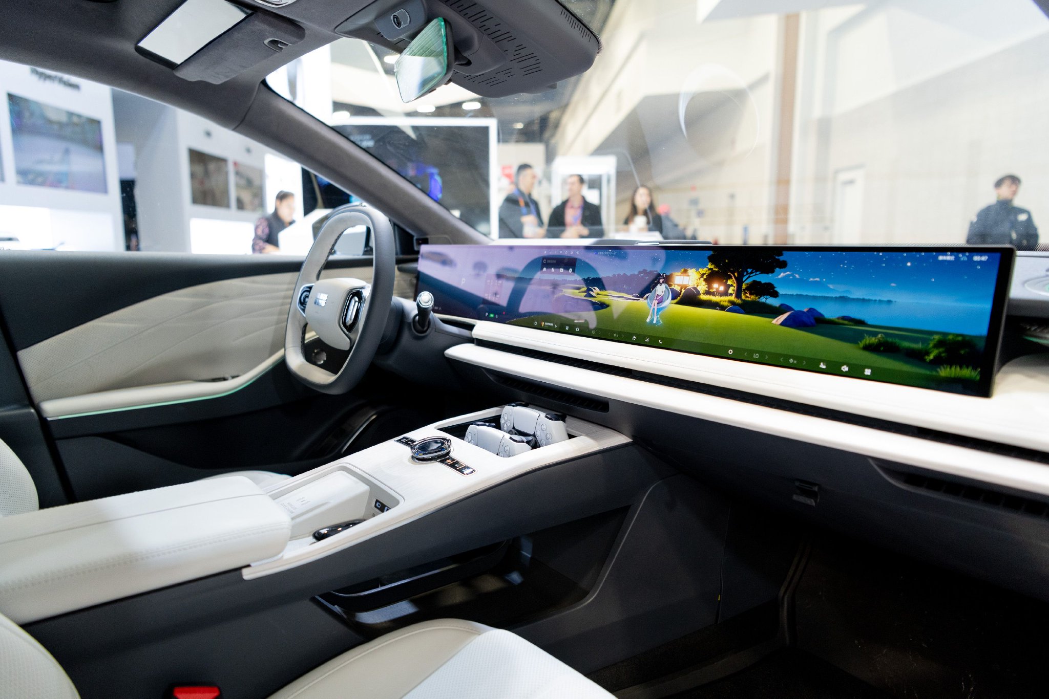 2025CES：吉利发布智能汽车全域AI技术体系