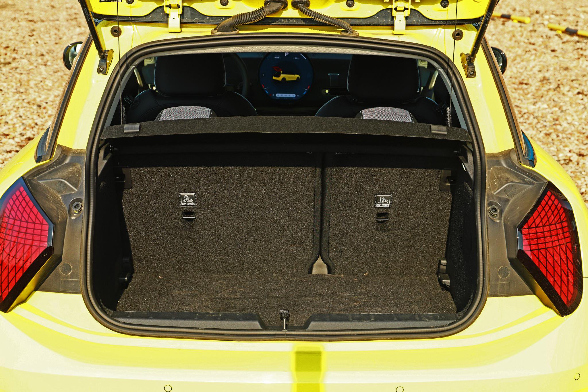 我不想长大！ 试驾纯电MINI COOPER