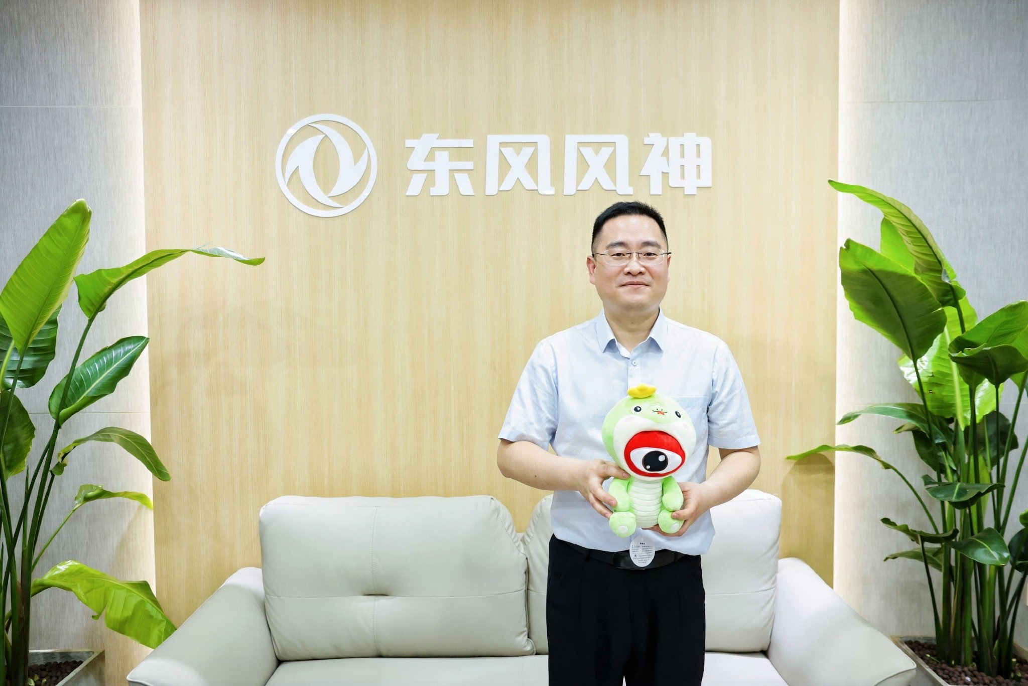 东风乘用车销售有限公司东风风神营销事业部总经理 邓留超