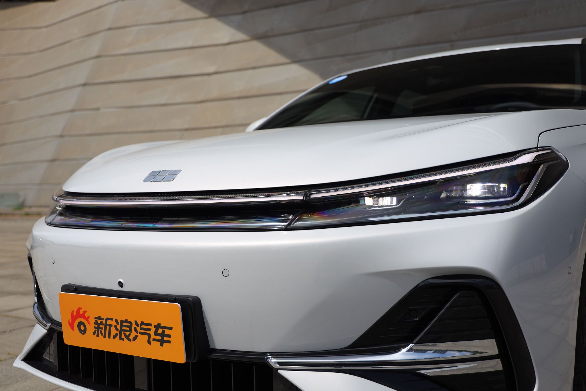 吉利银河A7上市 限时指导价8.18万元起