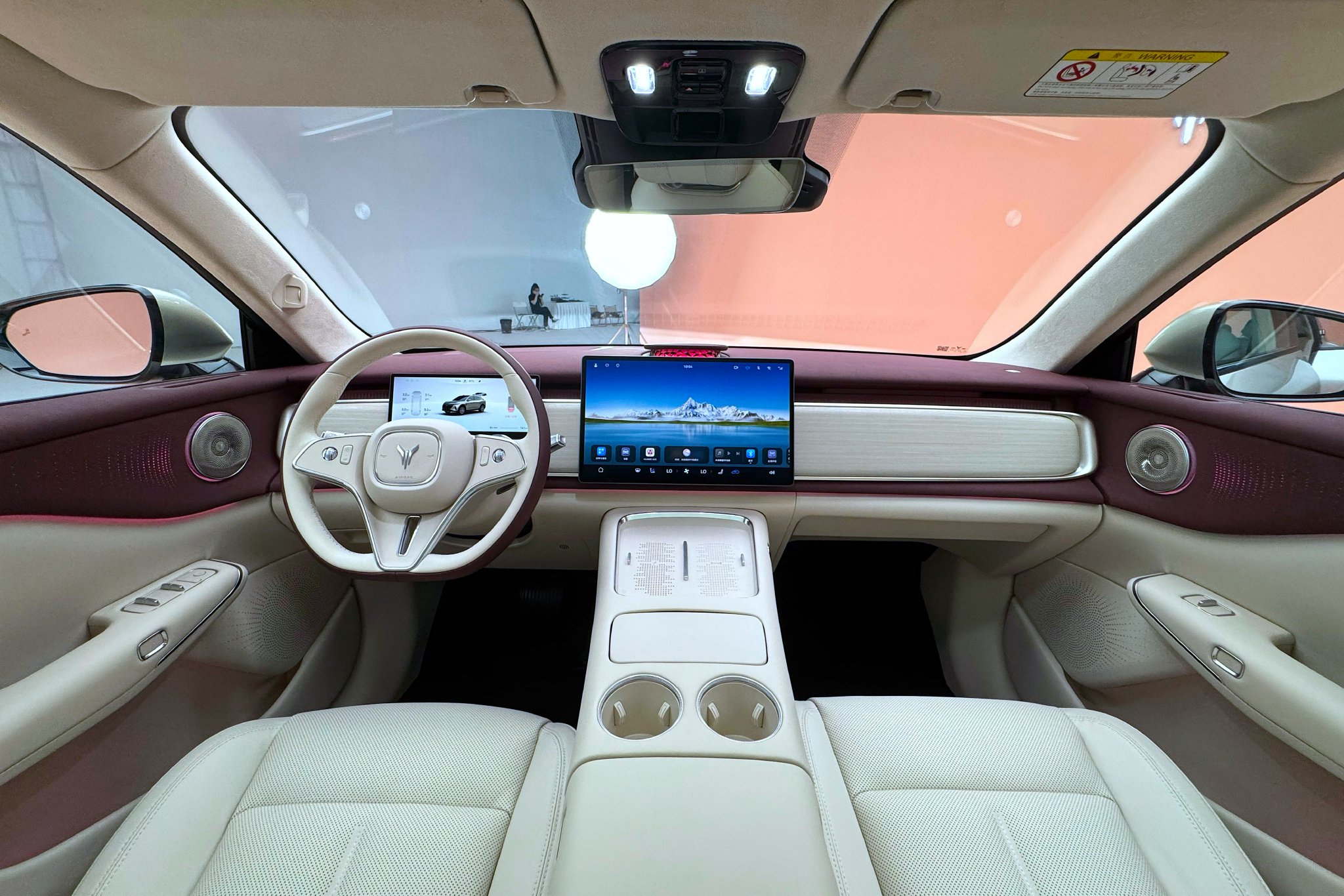 全新岚图知音正式上市 售价20.29-24.29万元