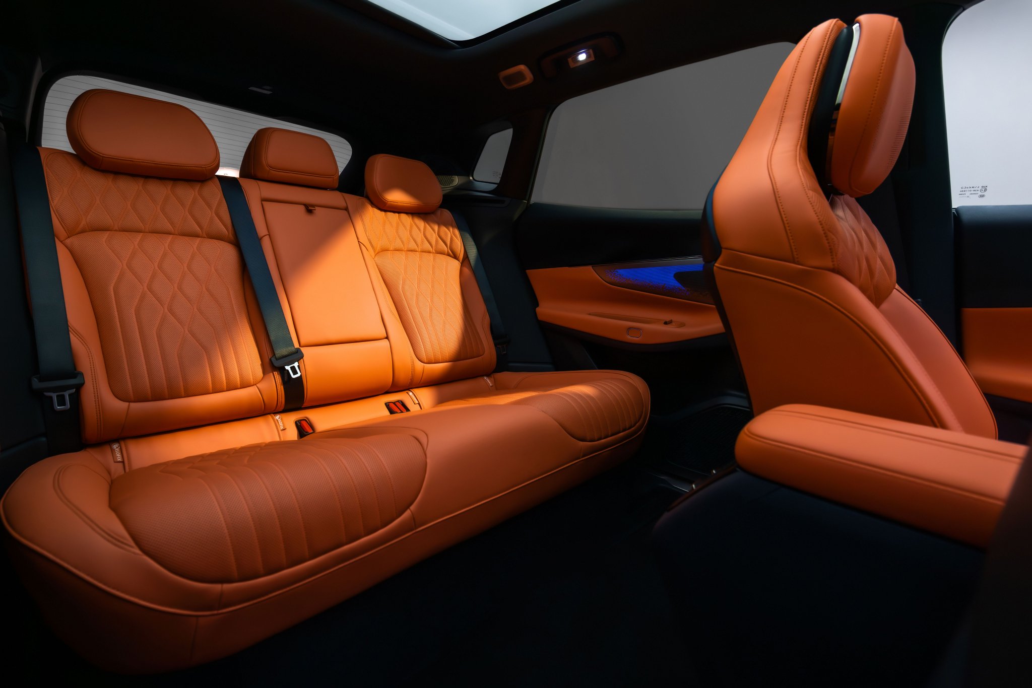 全新领克08正式上市 限时15.98-21.28万元