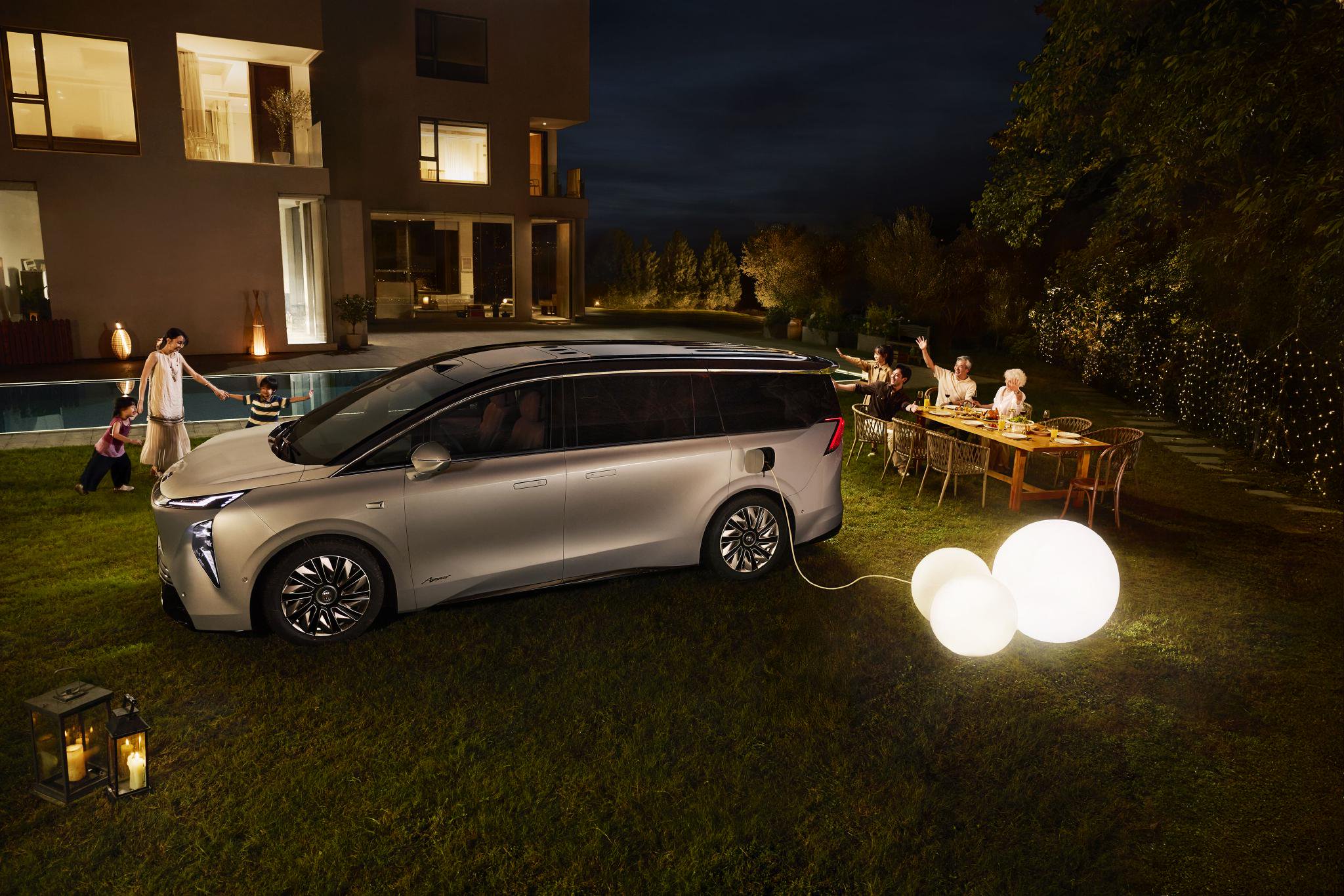 别克至境世家将采用Momenta R6飞轮大模型